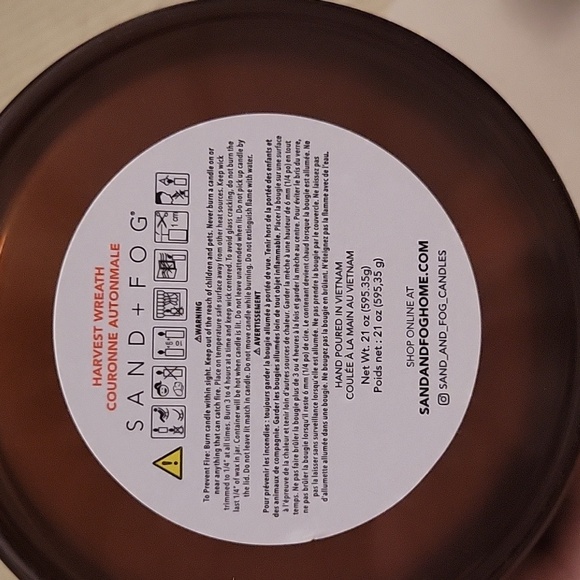 Sand & Fog 21 oz Candle - Harvest Wreath - Picture 4 of 4